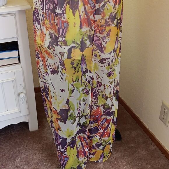 Jessica Simpson Abstract Maxi Dress - Picture 3 of 12